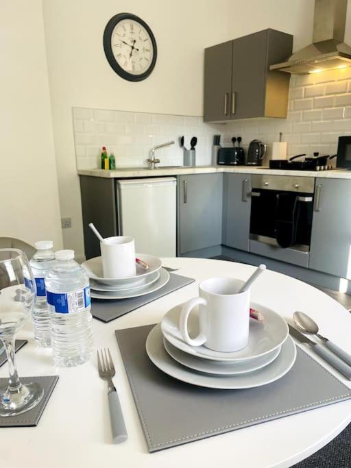 #4Bs 1 Bed Serviced Apartment Derby Kültér fotó